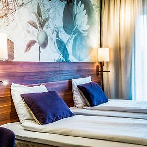 Zimmer mit Queensize-Bett